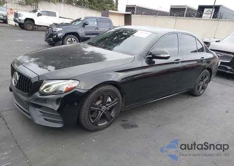 2018 Mercedes-Benz E 300 z USA, uszkodzony, nr VIN WDDZF4JB6JA343460